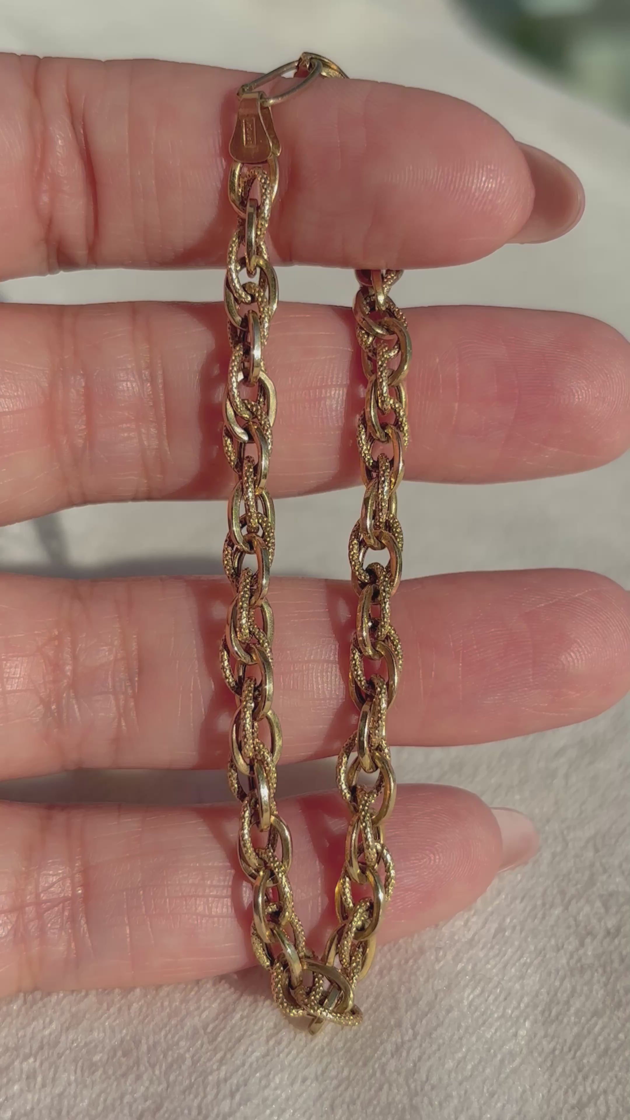 14k Solid Gold Twist Bracelet w/ Smooth & Textured Individual Links