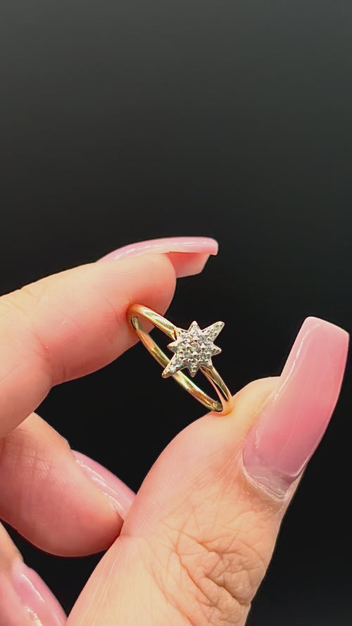 10k solid gold figural diamond star motif ring moving side to side